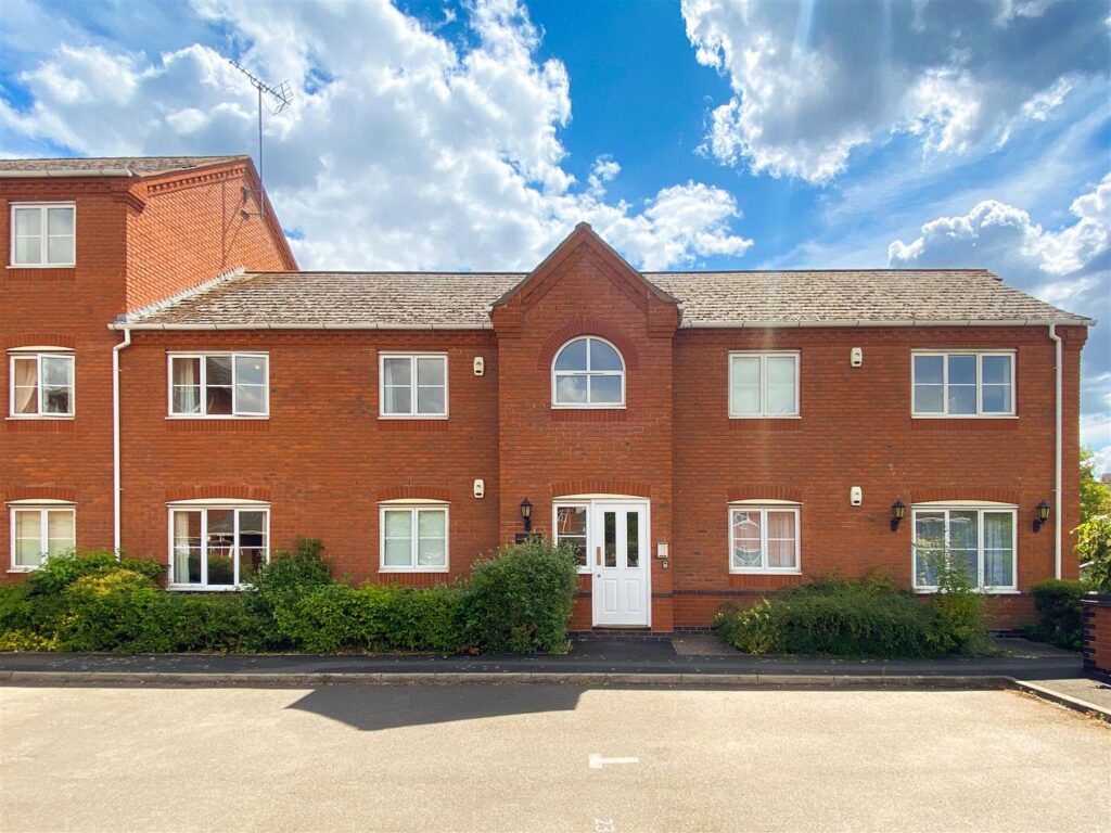 Frances Havergal Close, Leamington Spa