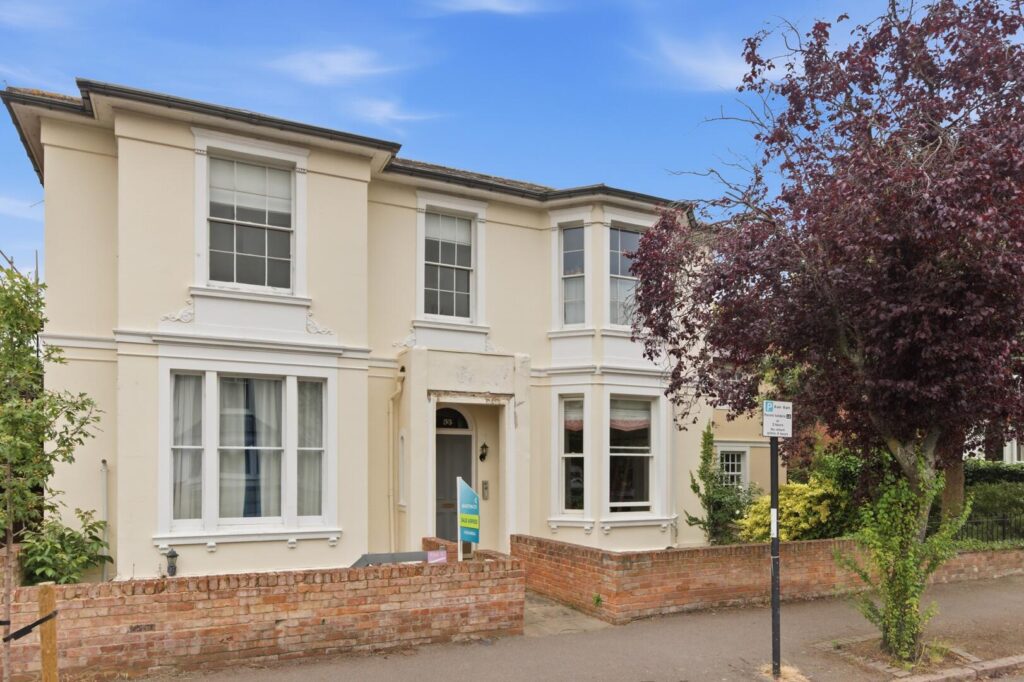 Russell Terrace, Leamington Spa
